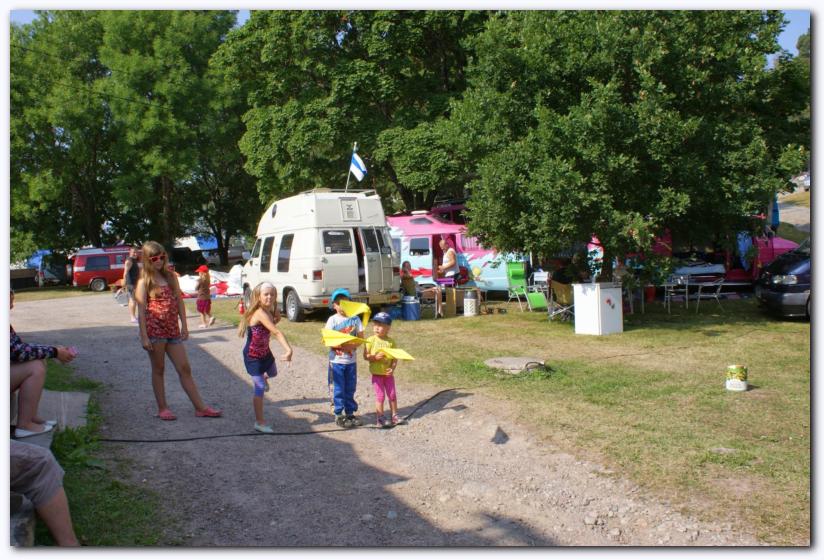 802x537 pixels (101K)